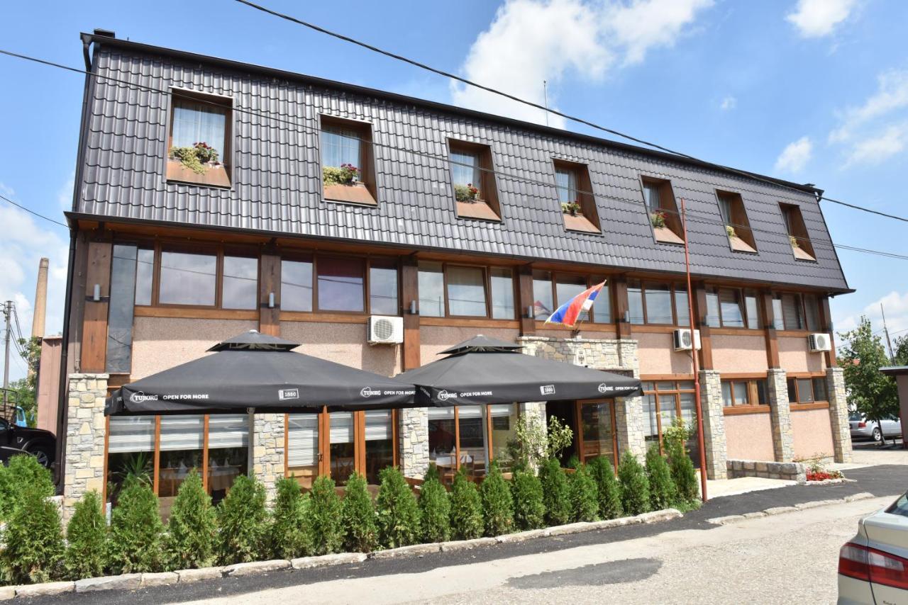 Hotel "Vir" Velika Plana Eksteriør bilde